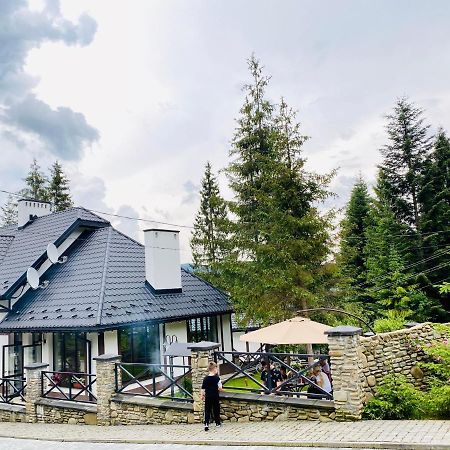 Феєрія Лісу Aparthotel Skhidnytsia Eksteriør bilde
