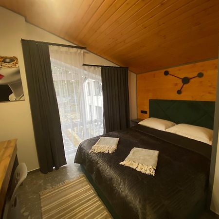 Феєрія Лісу Aparthotel Skhidnytsia Eksteriør bilde