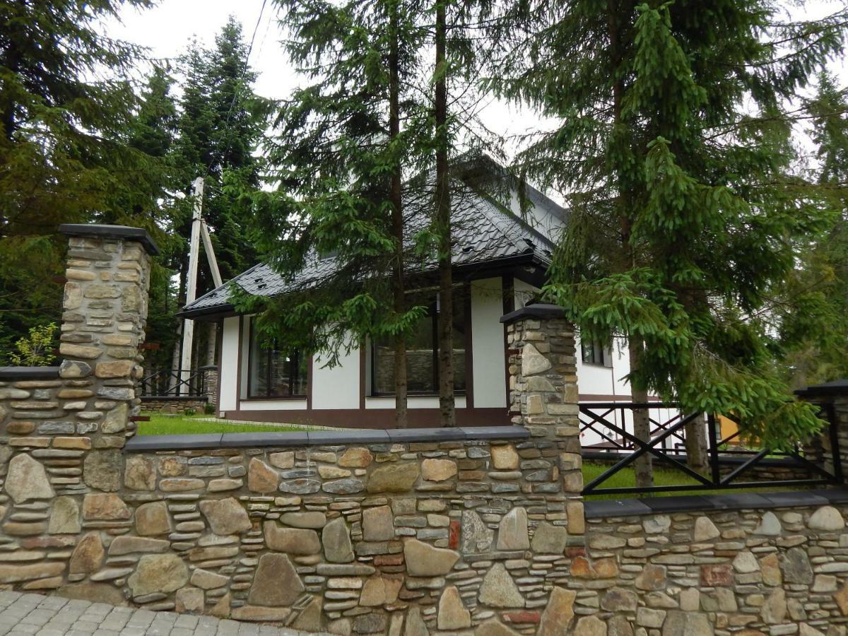Феєрія Лісу Aparthotel Skhidnytsia Eksteriør bilde