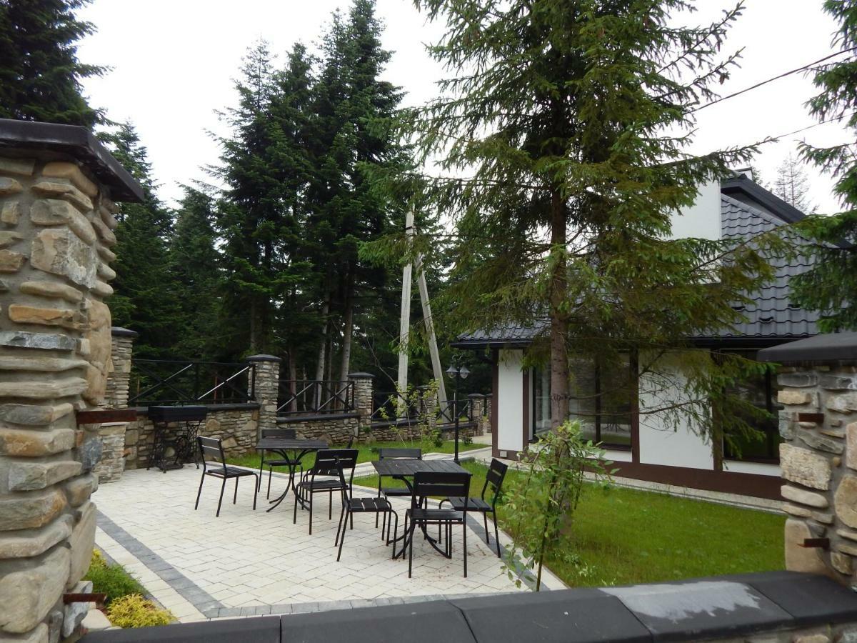 Феєрія Лісу Aparthotel Skhidnytsia Eksteriør bilde