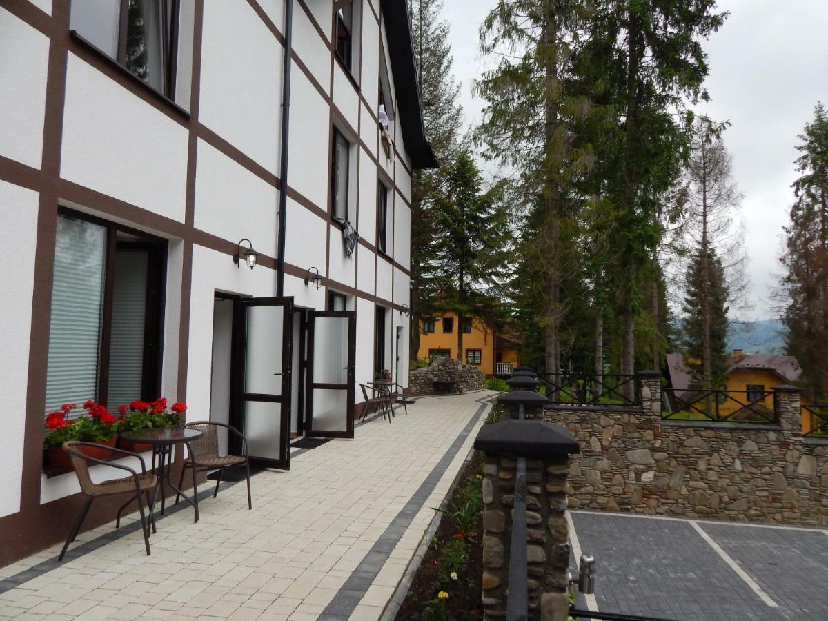 Феєрія Лісу Aparthotel Skhidnytsia Eksteriør bilde