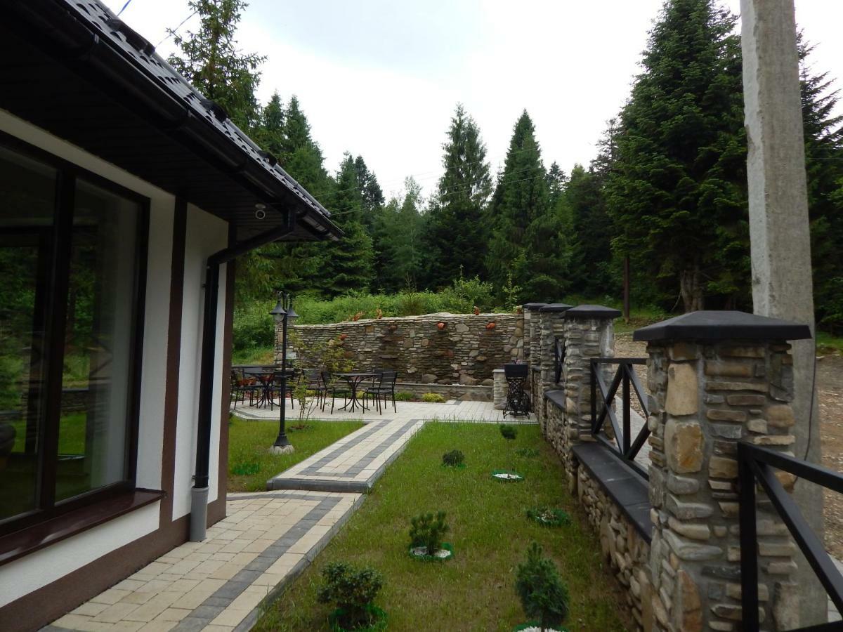 Феєрія Лісу Aparthotel Skhidnytsia Eksteriør bilde
