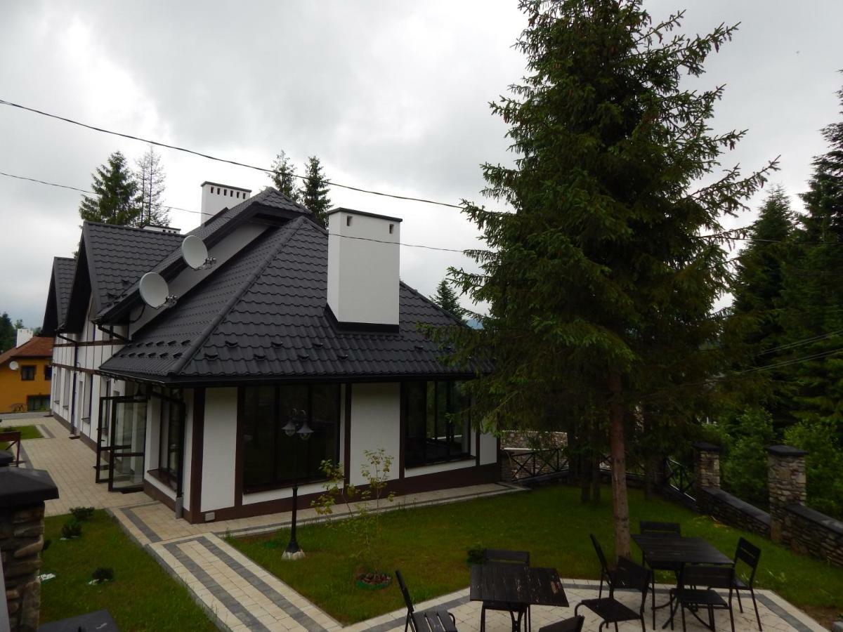Феєрія Лісу Aparthotel Skhidnytsia Eksteriør bilde